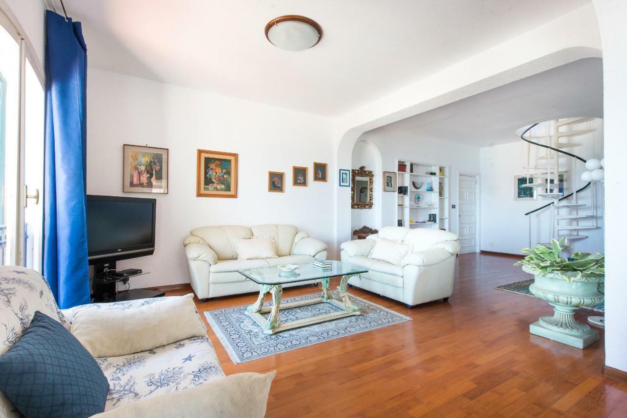 Casa Con Terrazza Sul Mare All'Addaura Palermo Zewnętrze zdjęcie